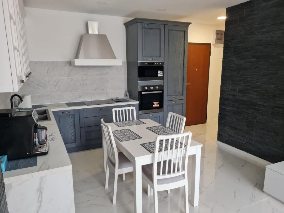 Apartament Marina Julia Εξωτερικό φωτογραφία